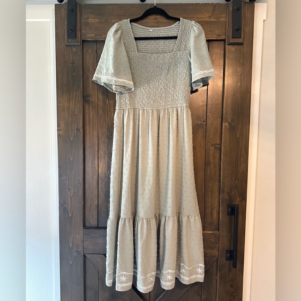 Elegant Square Neck Dress